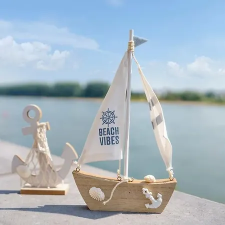 Apartamento Tiny With Spacious Terrace On The Rhine *