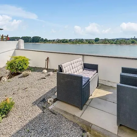 Tiny With Spacious Terrace On The Rhine Neuwied