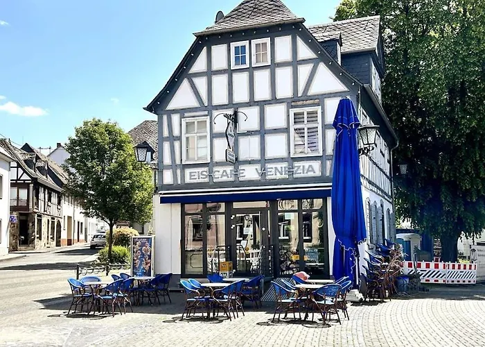 公寓 Tiny With Spacious Terrace On The Rhine *